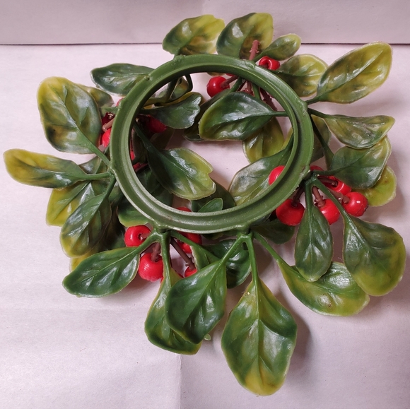 Vintage Haeger Madonna & Child Planter White with VTG Holly Ring - Picture 10 of 10